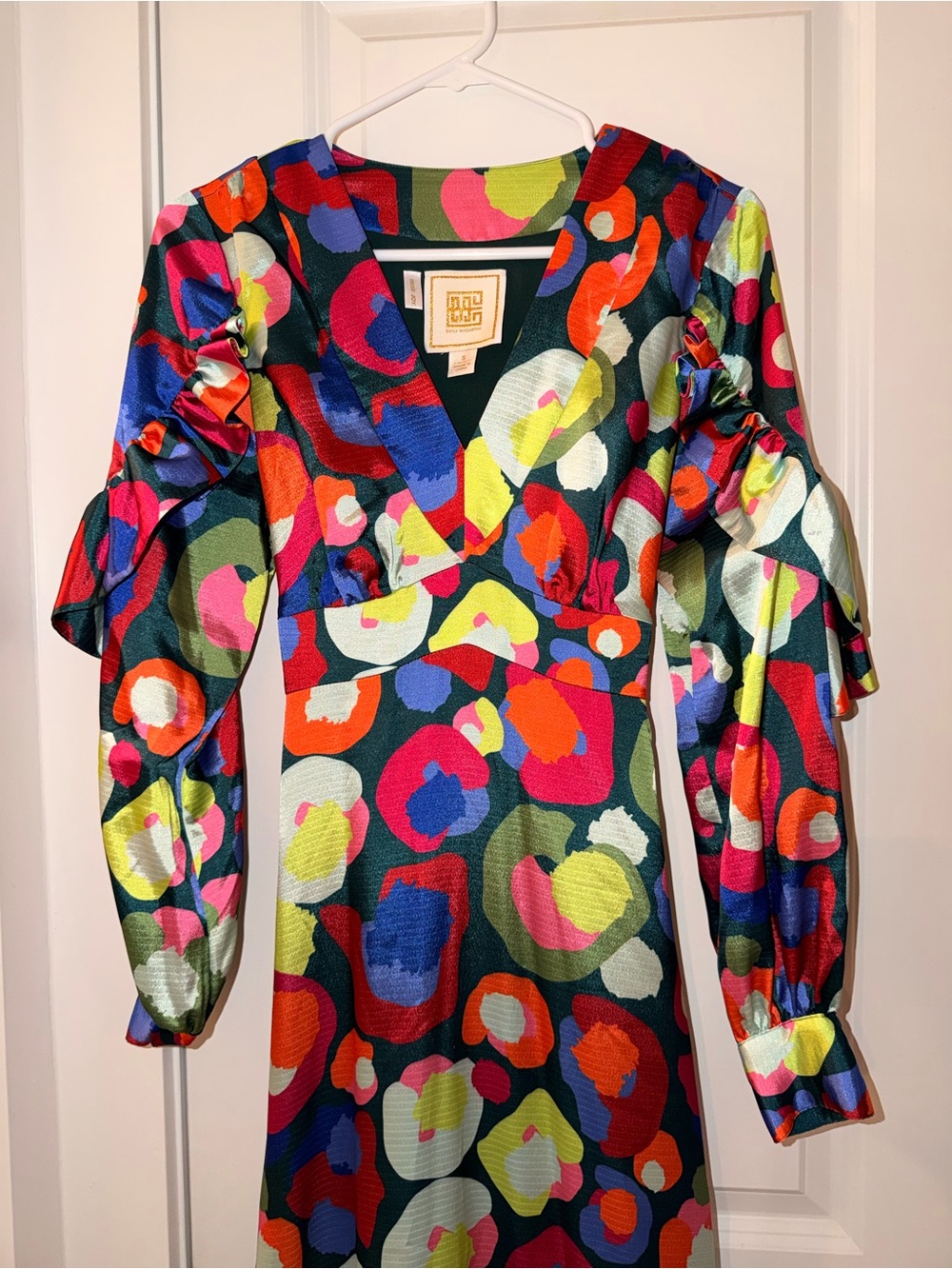 Vibrant Multi-Color Print Maxi Dress with Ruffled Hem - Picture 3 of 11